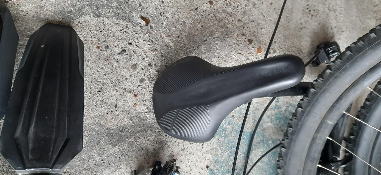 Alle onderdelen van mtb cube 27.5 inch behalve het frame koopje in 1x