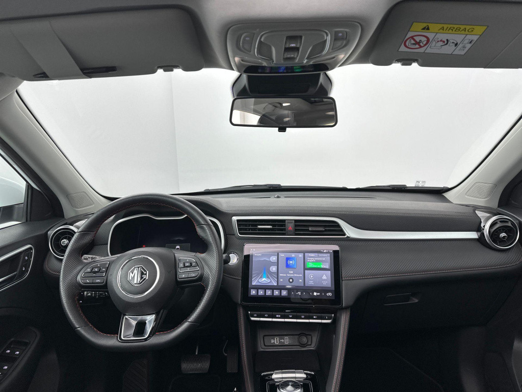 MG Zs-ev standard range luxury 50 kwh | wltp 320km | panorama/schuif-kantel