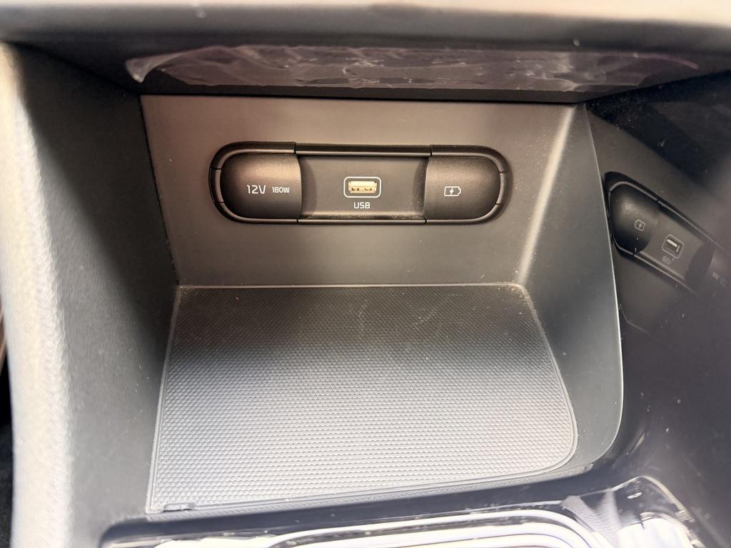 Kia Niro 1.6 gdi hev dynamicline | navigatie | camera | 1e eigenaar