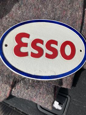 Gietijzeren Esso reclamebord