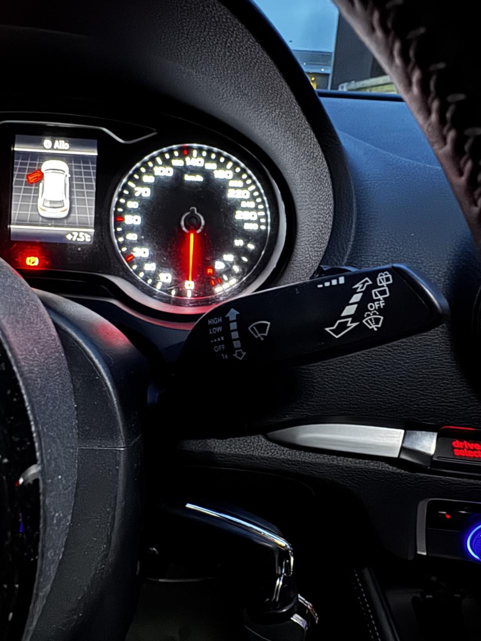 AUDI A3 SPORTBACK 3X S-Line 123PK + B&O