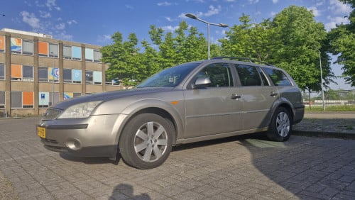 Handel, export, Ford mondeo 1.8 stationwagen
