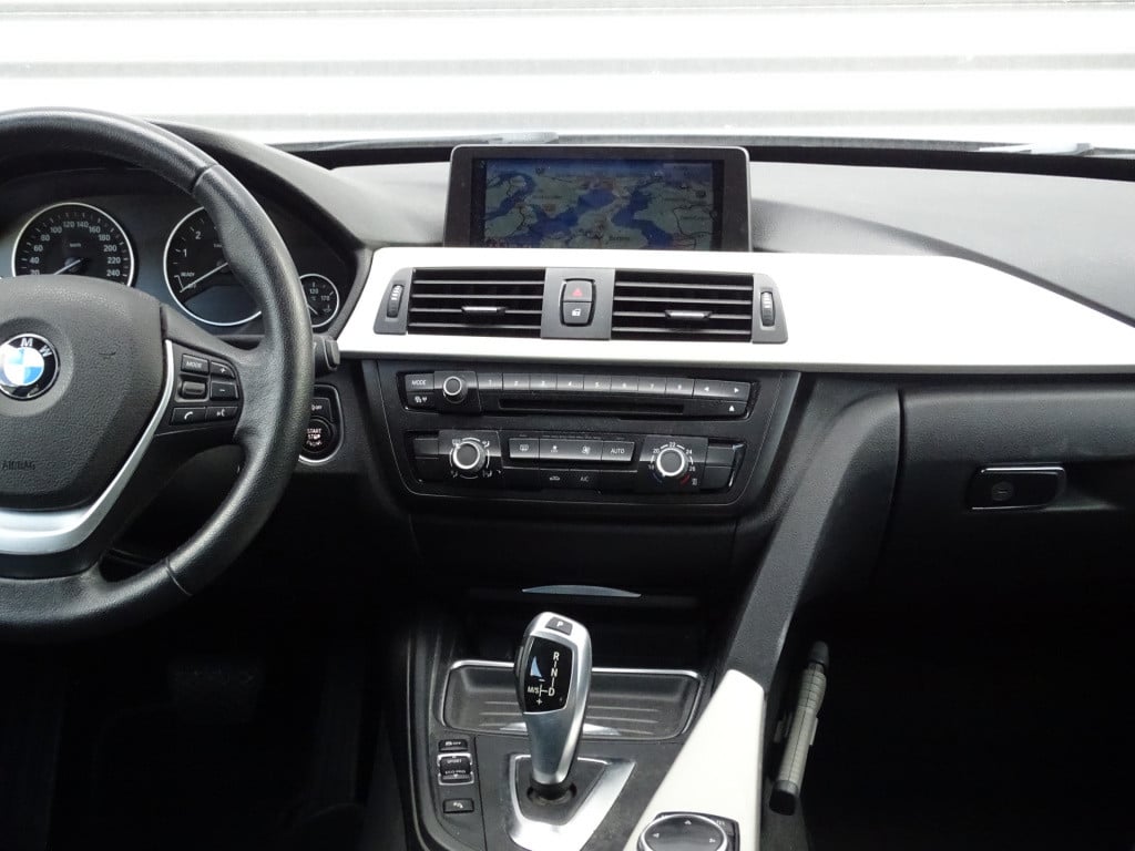 BMW 3-serie gran turismo 320i business | bi-xenon | navi