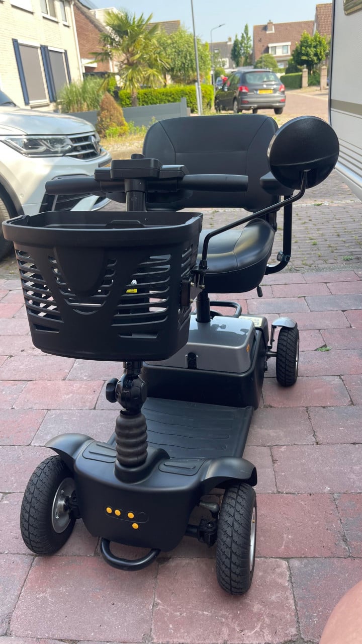 Scootmobiel Demontabel merk vivo