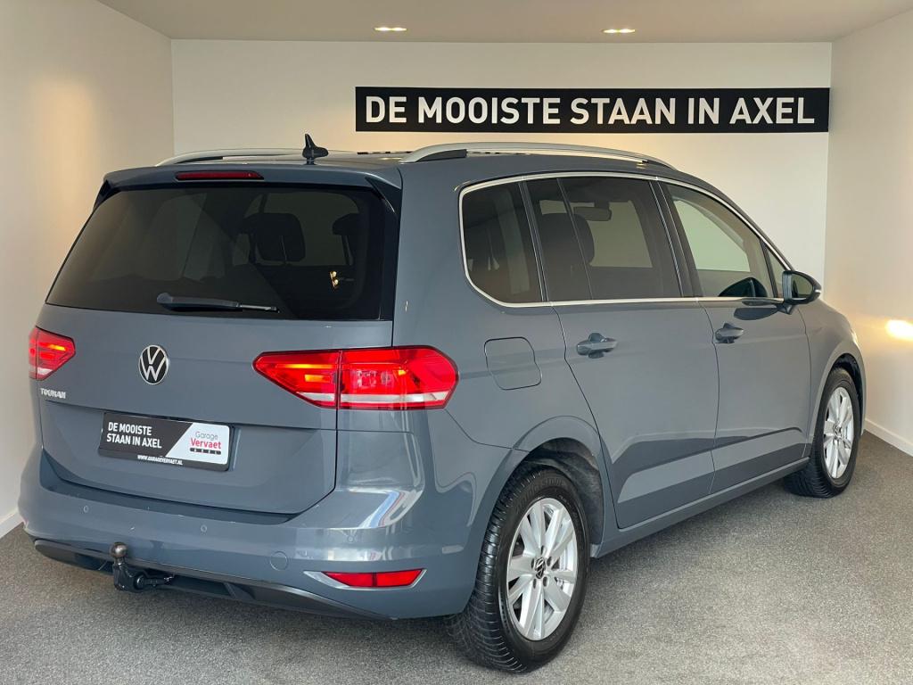 Volkswagen Touran 1.5 tsi highline