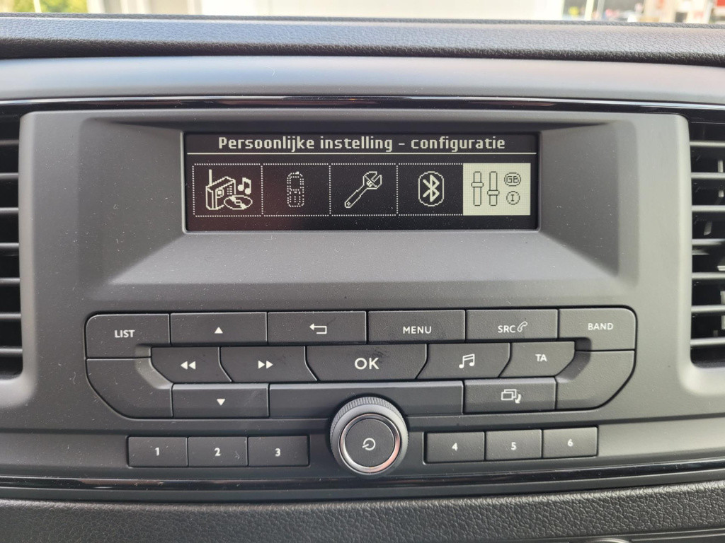 Peugeot E-expert standard 100kw 260nm 2st. op voorad