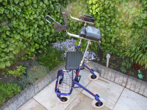 Zgan Provo rollator met onderarmschalen geheel naar wens instelbaar