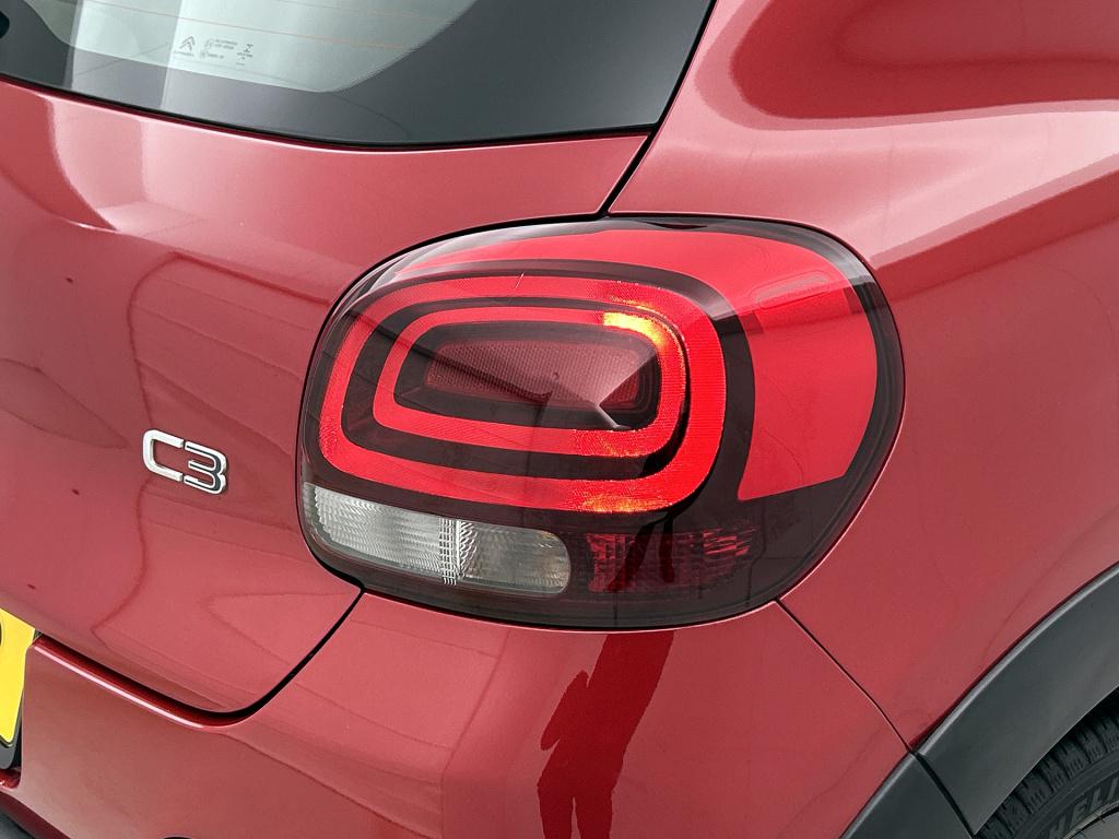 Citroen C3 110pk automaat shine | rijklaar | camera | navigatie | apple car