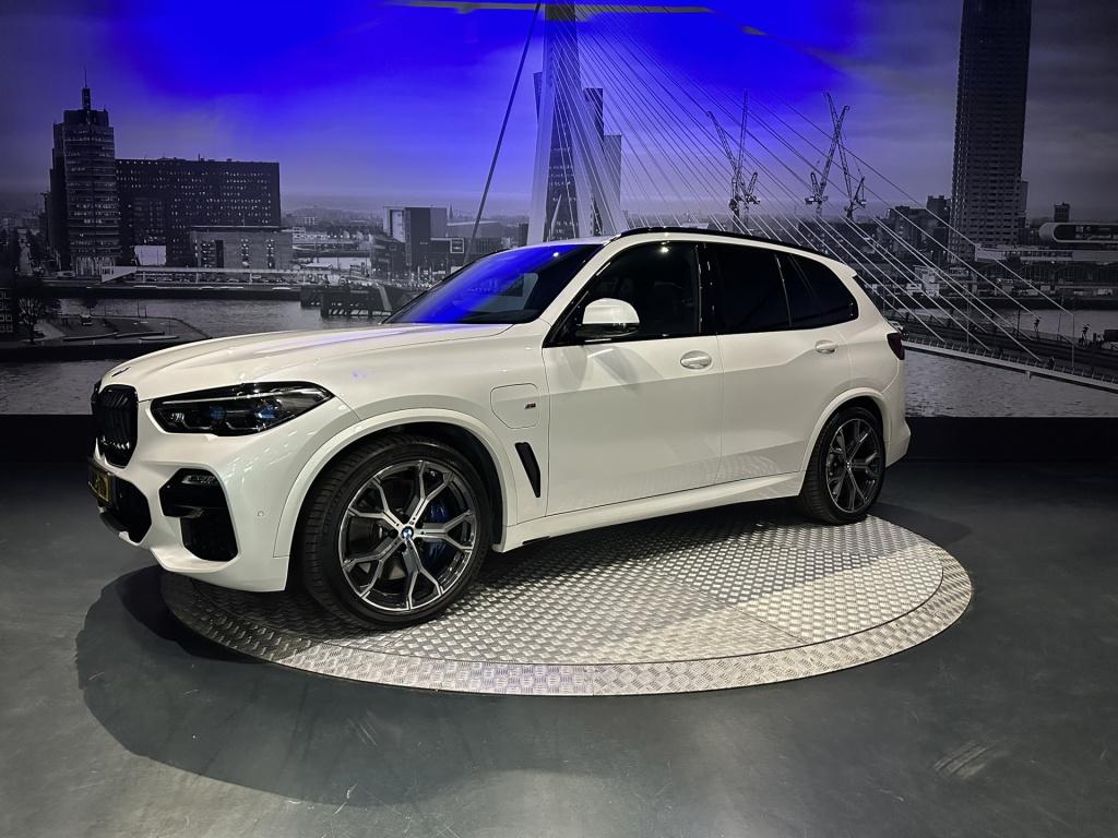 BMW X5 xdrive45e high executive *pano*360camera*trekhaak*