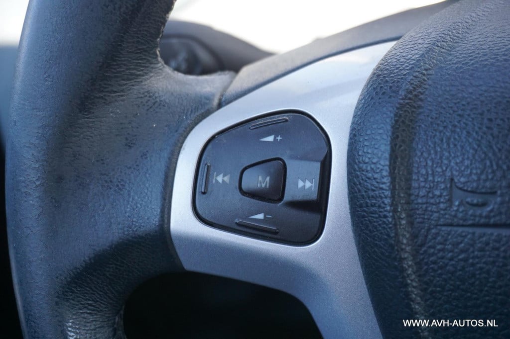 Ford Fiesta 1.25 titanium