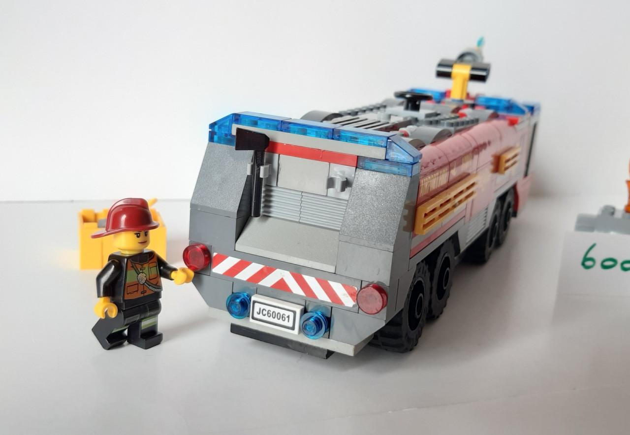 LEGO City 60061: Luchthaven Brandweerwagen