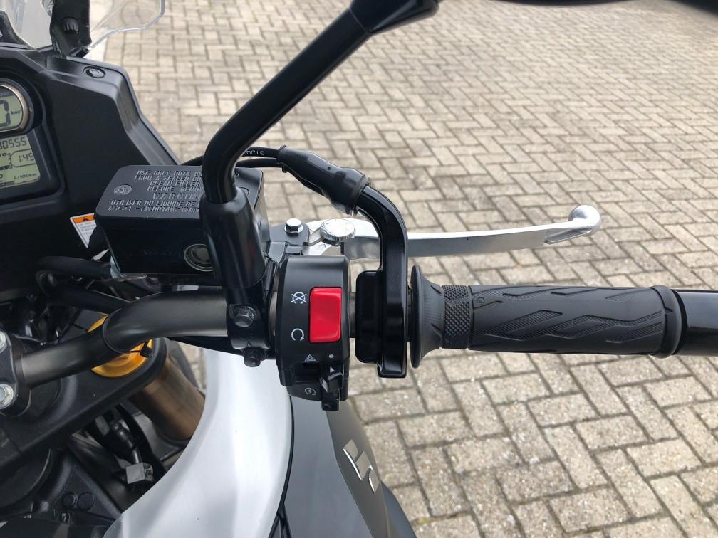 Suzuki V-Strom DL1000 uit 2015, 30.555km, ABS, 3-delige kofferset, €7250,-