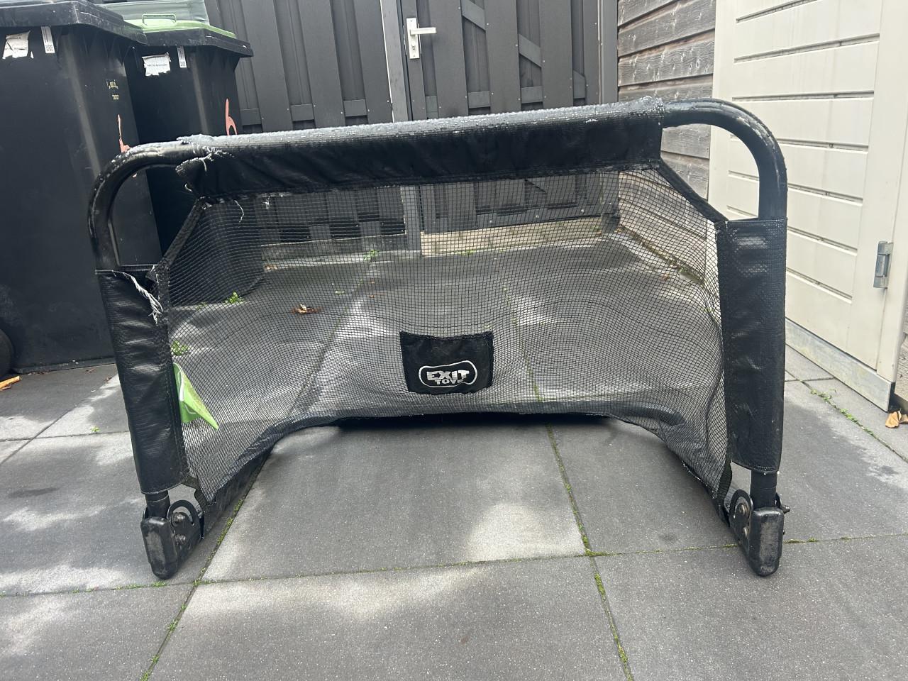 Goals 2, 90x60cm