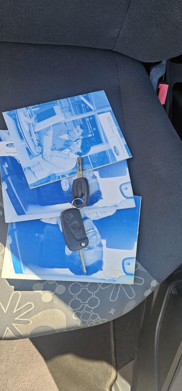 Ford Ka 1.2 Trend  Voljaar apk bij aflevering!