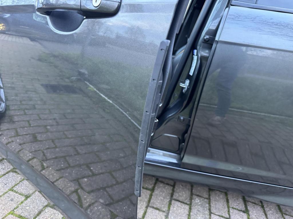 Ford Focus 2.3 rs orig nl schaalstoelen "clubsport"