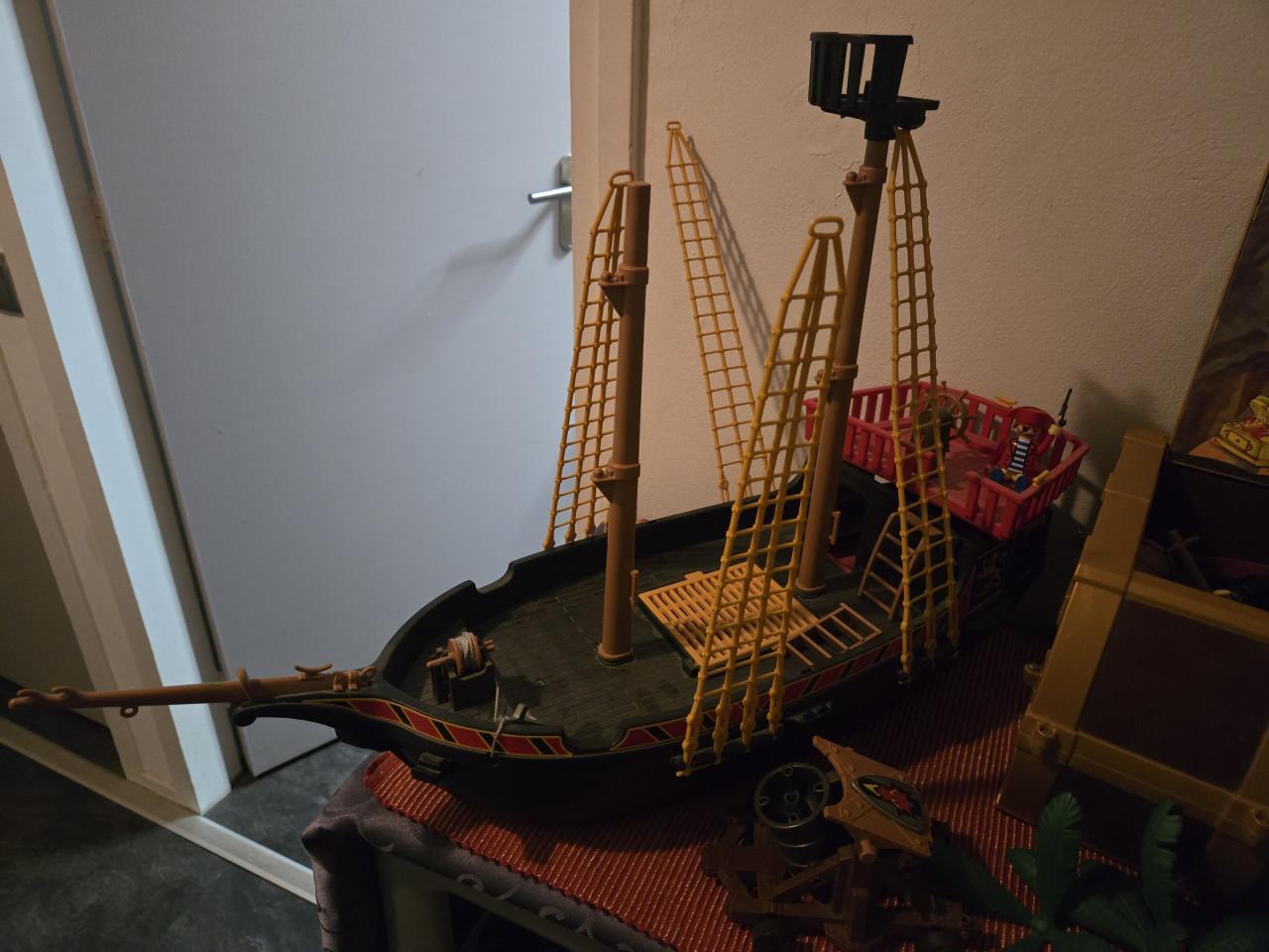 SUPERAANBIEDING. Megaveel Playmobile .ong 2 verhuisdozen Ongesorteerd.