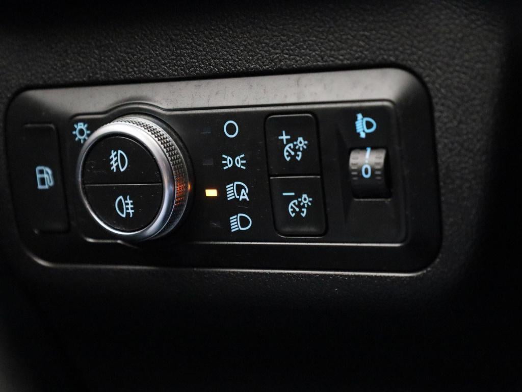 Ford Kuga 2.5 phev titanium | automaat | navigatie | trekhaak | navigatie |