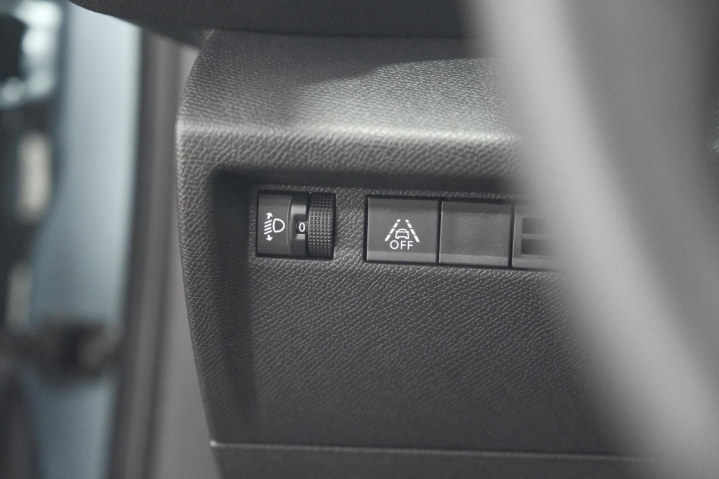 Citroen C4 puretech 130 eat8 shine | camera | apple carplay | parkeersensor