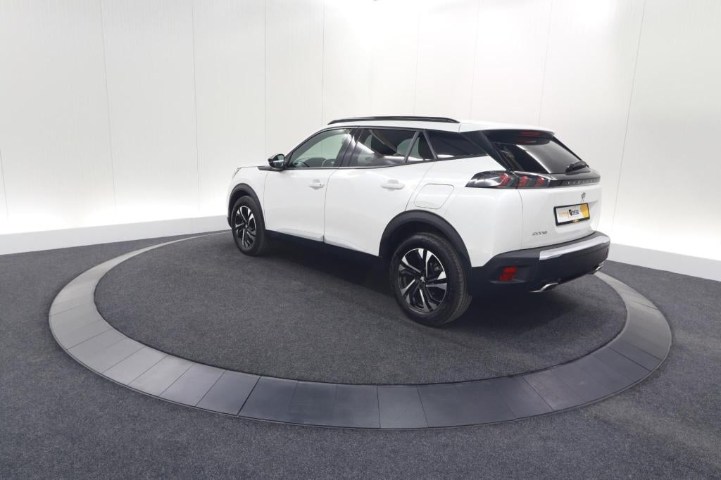 Peugeot 2008 puretech 130 eat8 allure | camera | navigatie | parkeersensore