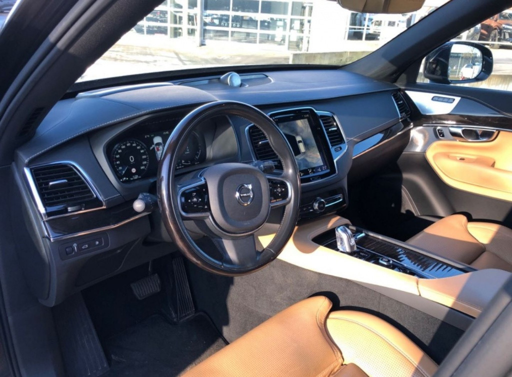 Volvo XC90 t8 405pk recharge inscription| full options| luchtvering| trekha