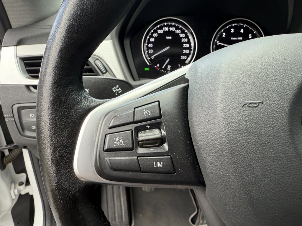 BMW X1 s-drive18i 140pk high executive