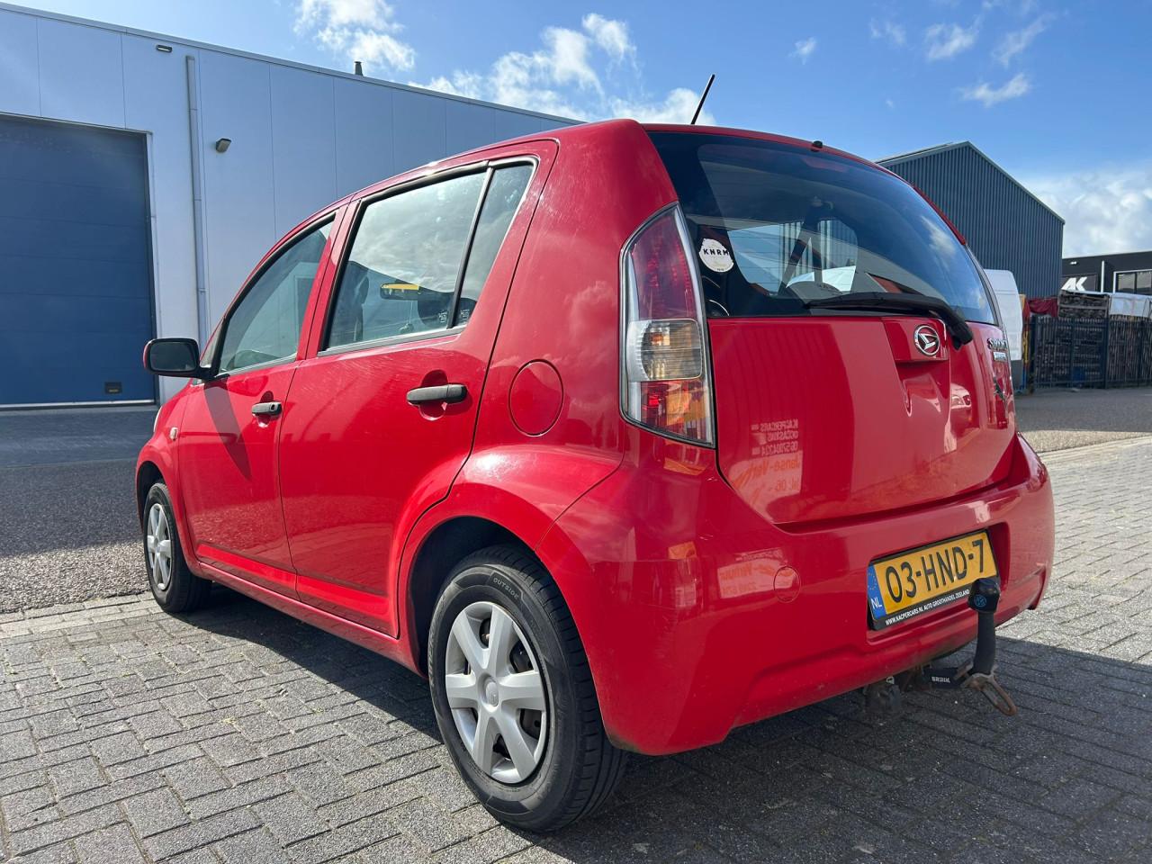 Daihatsu Sirion 2 1.0-12V Premium