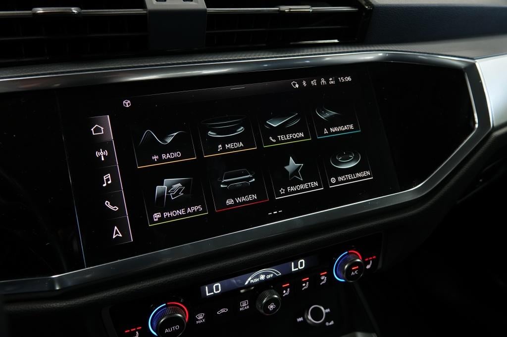 Audi Q3 sportback 35 tfsi s edition | matrix | driveselect | alcantara |