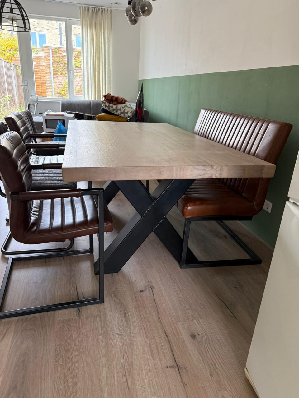 Eetkamer tafel 180 x 100