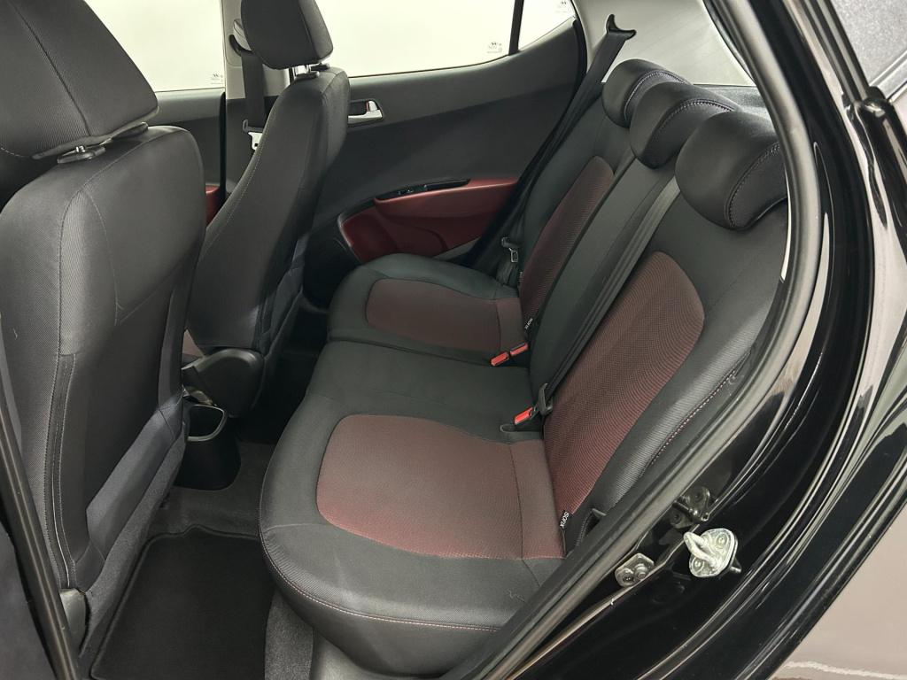 Hyundai I 10 occasion 1.2i | zwart | tweedehands hyundai i10 | airco | stoe