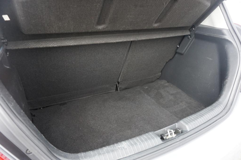 Hyundai I 20 1.2i i-drive airco / elektr. ramen / lm velgen / apk t/m 02-20