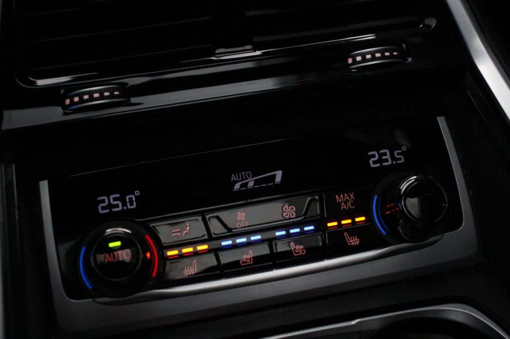 BMW 7 Serie 750ld xdrive high executive | vol opties! | m-sport | np: €200.