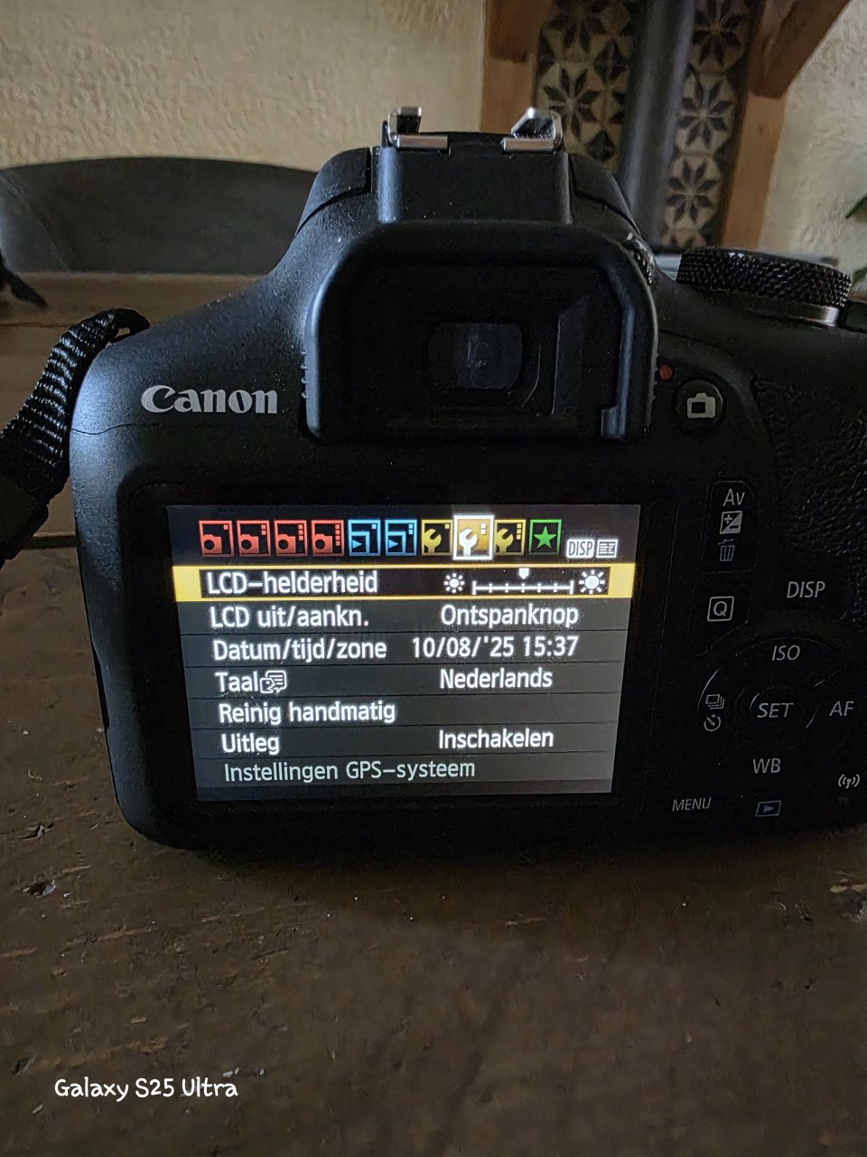 Canon 2000D spiegelreflex camera