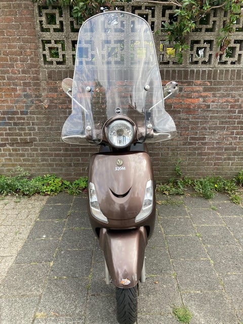 LEUKE SYM FIDDLE II 45 KM BROMSCOOTER ! BOUWJAAR 2016