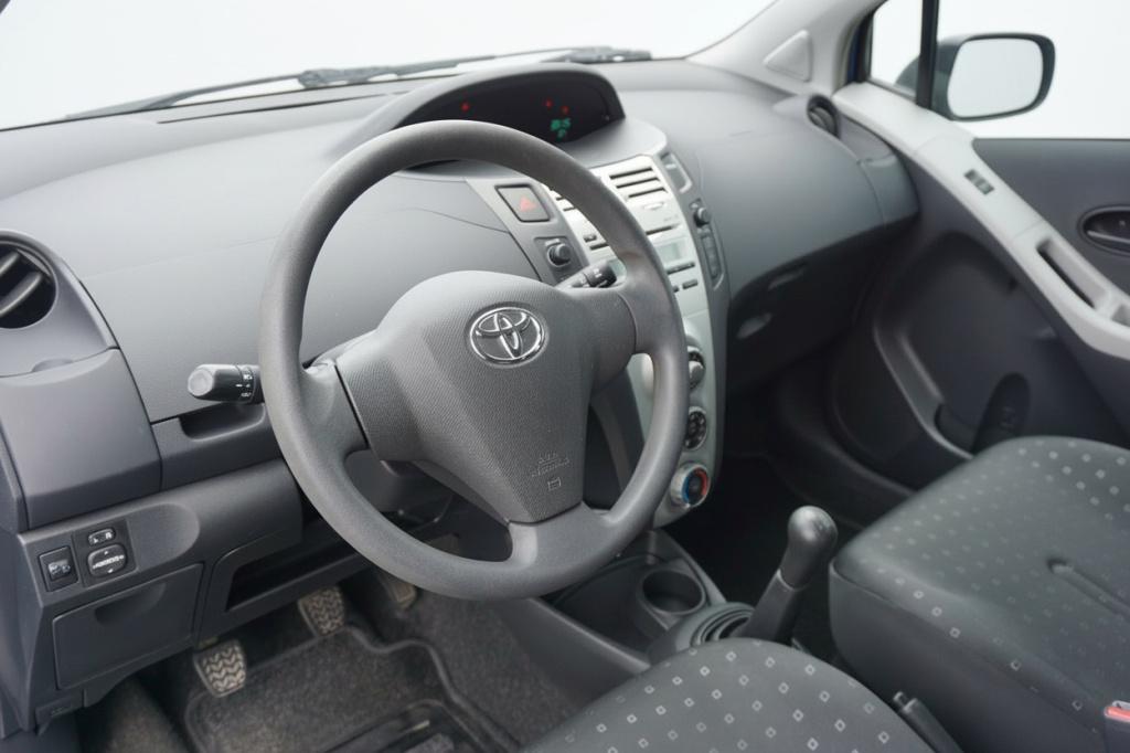 Toyota Yaris 1.3 vvti sol airco / elektr. ramen / nap