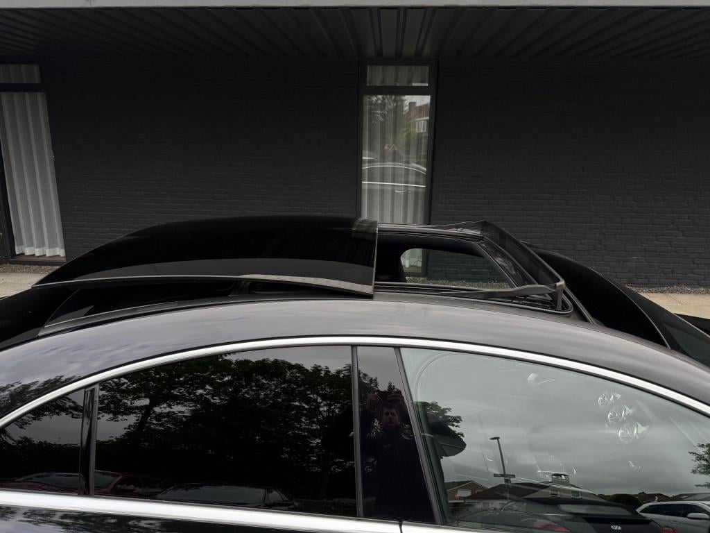 Mercedes-Benz Cla 250e - amg pakket - ambilight - pano -