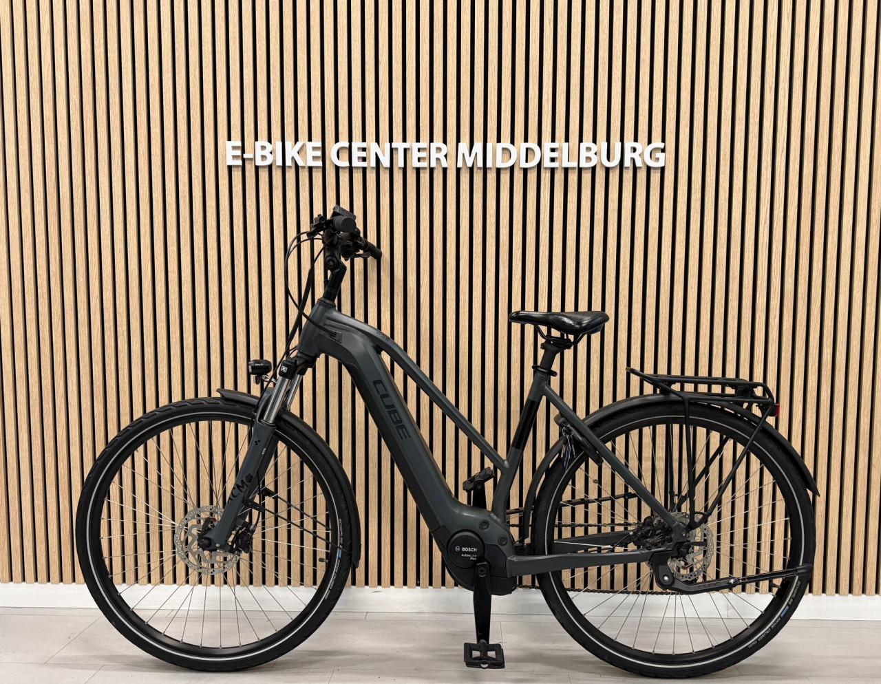 Cube Touring Pro Bosch Active Line Plus 53CM 8327M 500Wh