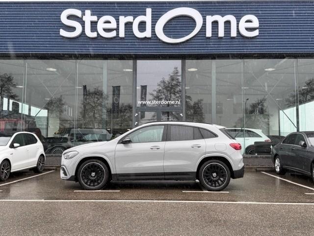 Mercedes-Benz Gla-klasse 180 amg line i 2025 i panorama dak i manufaktur al