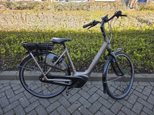 Schitterende Gazelle Grenoble met Bosch middenmotor