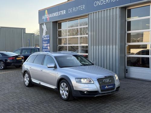 Audi A6 allroad quattro - 3.2 V6