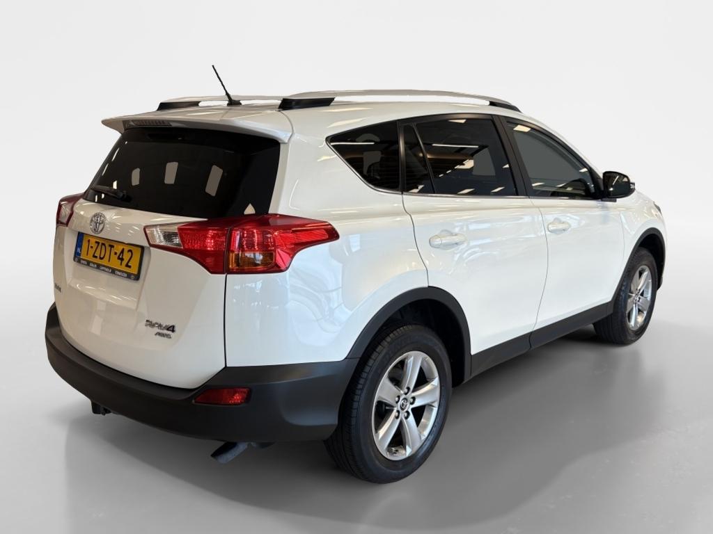 Toyota Rav4 2.0 dynamic limited 4wd | trekgewicht 1500 kg | trekhaak |