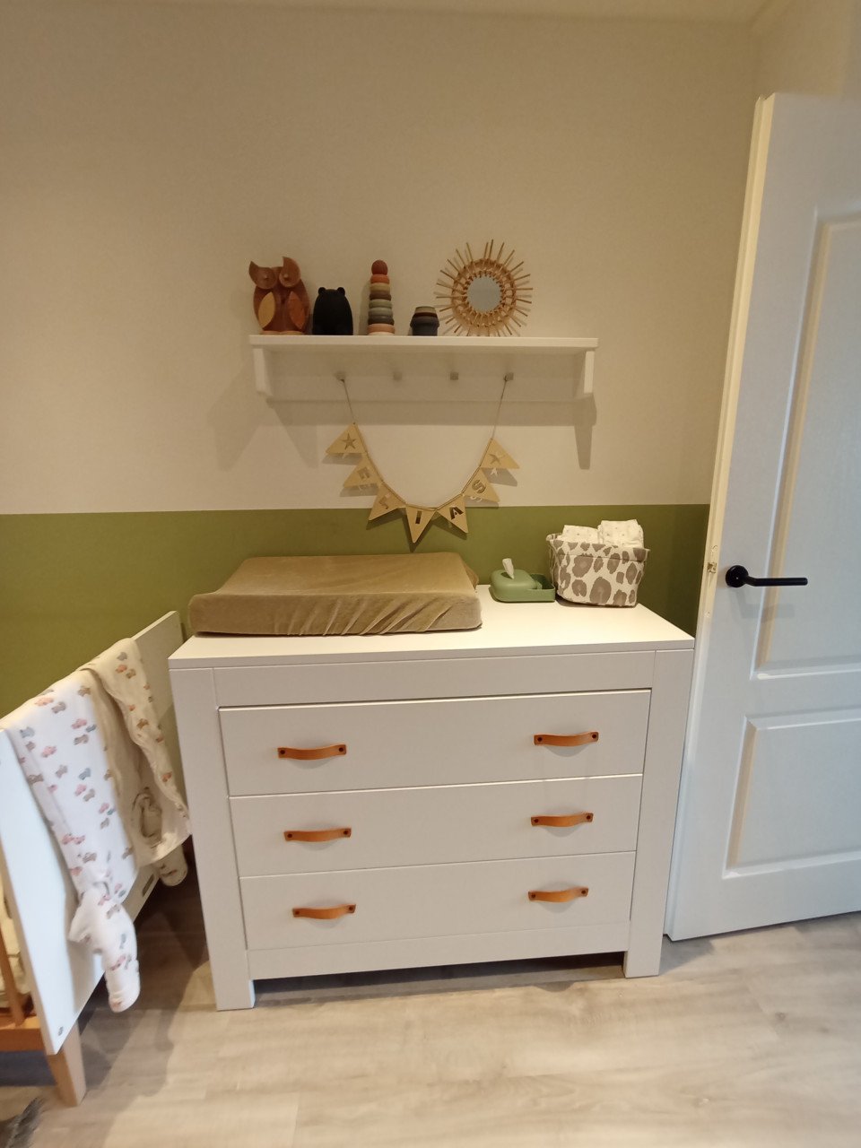 Commode en wandplank
