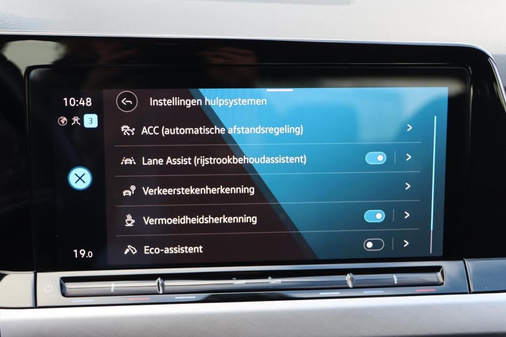 Volkswagen Golf 1.0 tsi life