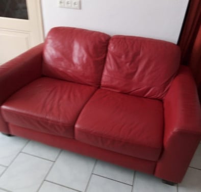 Te koop lederen 2+3 zits bankstel   €75,-