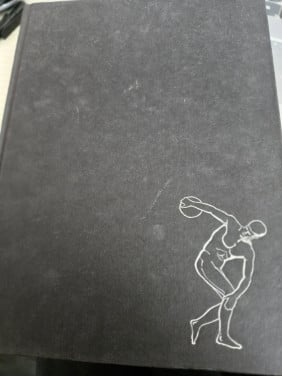 Boek olympische spelen 1984 Hardcover 144 blz A4 formaat