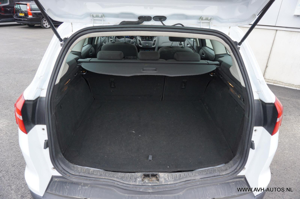 Ford Focus wagon 1.0 titanium