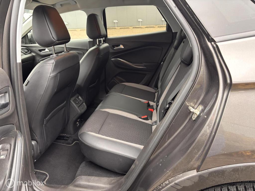 Opel Grandland X 1.2 turbo innovation trekhaak navi