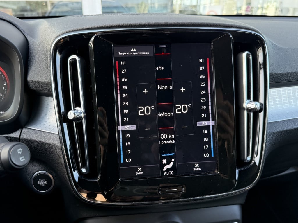 Volvo XC40 t4 211pk recharge plus bright| panodak| camera| h&k sound| elek.
