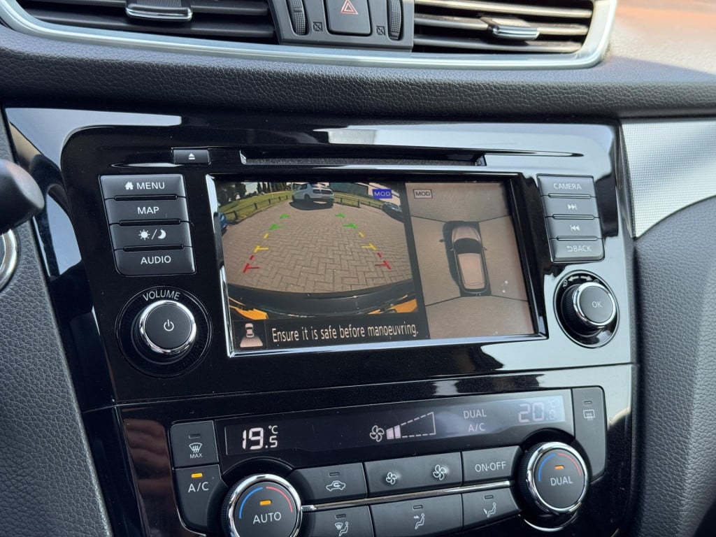 Nissan Qashqai 1.3 dig-t premium edition automaat | panoramadak | nappa led