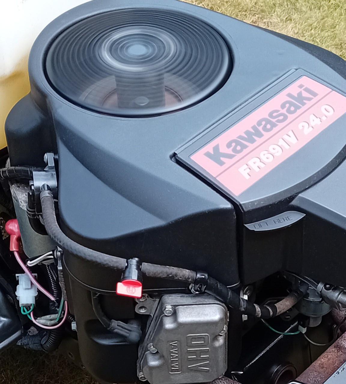 Te koop goede Kawasaki fr691v 24 pk 2 cilinder motor