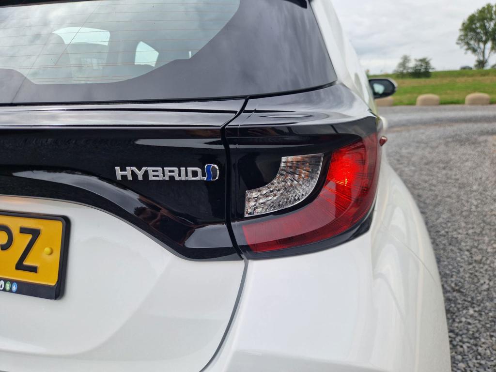 Toyota Yaris 1.5 hybrid active | 1e eigenaar | automaat | navigatie | camer